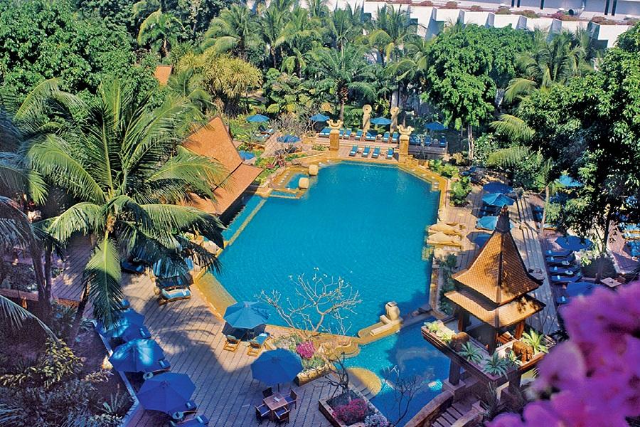 Avani Pattaya Resort Exterior photo
